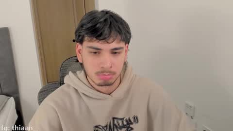 thiaan__ online show from 11.04.25