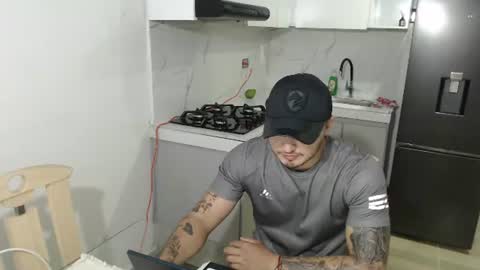 Snapshot of thiago_420 chatting on 06.23.26 thiago_420 online show from 06.23.26