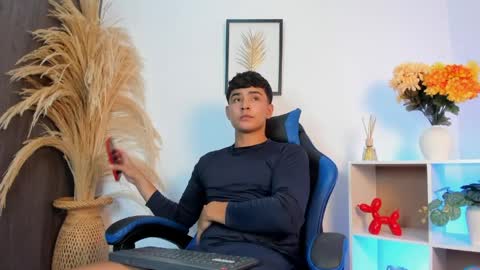 Thiago  online show from 04.05.26