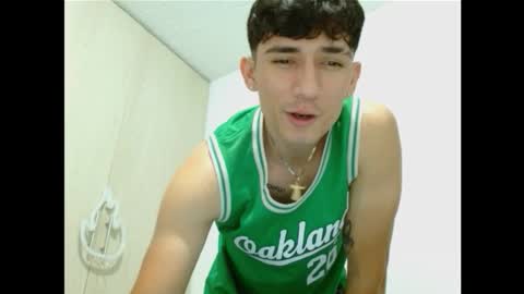 thiago_deseo69 online show from 09.19.25