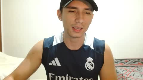 Snapshot of thiago_deseo69 chatting on 04.30.26 thiago_deseo69 online show from 04.30.26
