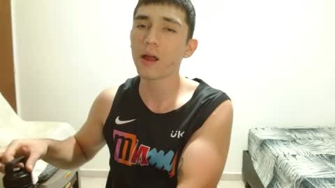 Snapshot of thiago_deseo69 chatting on 06.04.26 thiago_deseo69 online show from 06.04.26