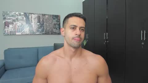 Snapshot of thiago_driussi chatting on 09.26.25 thiago_driussi online show from 09.26.25