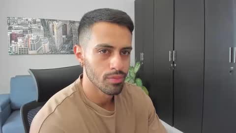 Snapshot of thiago_driussi chatting on 10.07.25 thiago_driussi online show from 10.07.25
