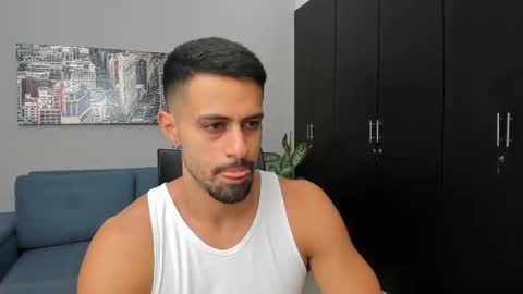 Snapshot of thiago_driussi chatting on 10.18.25 thiago_driussi online show from 10.18.25