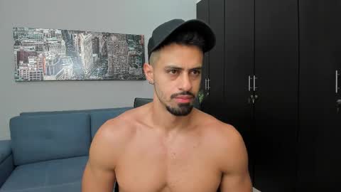 thiago_driussi online show from 11.02.25