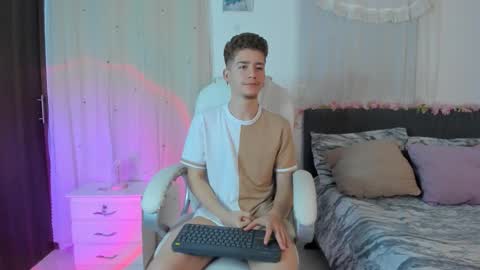 Manuel online show from 12.16.25