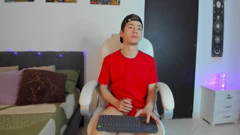 Manuel online show from 02.06.26