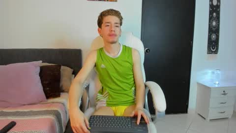 Manuel online show from 03.06.26