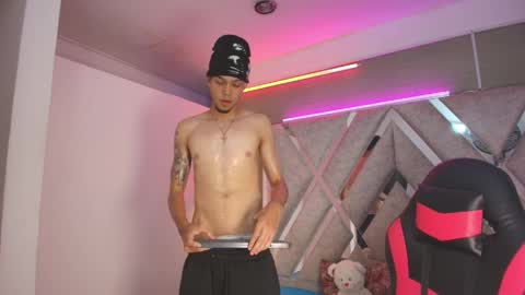 Snapshot of thiago_preston chatting on 04.18.26 Thiago online show from 04.18.26