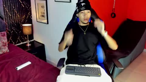 Snapshot of thiago_preston chatting on 04.22.26 Thiago online show from 04.22.26
