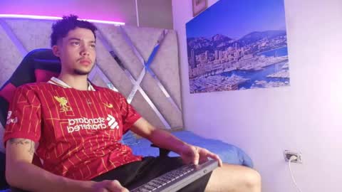 Snapshot of thiago_preston chatting on 05.10.26 Thiago online show from 05.10.26