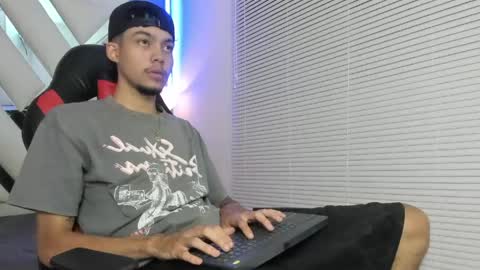 Snapshot of thiago_preston chatting on 05.17.26 Thiago online show from 05.17.26