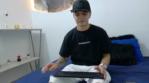 Snapshot of thiagobrooks_ chatting on 07.13.26 thiagobrooks_ online show from 07.13.26
