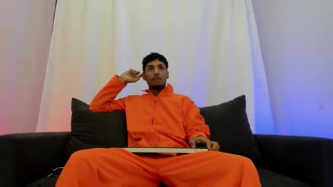 Snapshot of thiagoferreti_ chatting on 11.01.25 ThiagoFerreti online show from 11.01.25