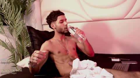 ThiagoFerreti online show from 04.10.26