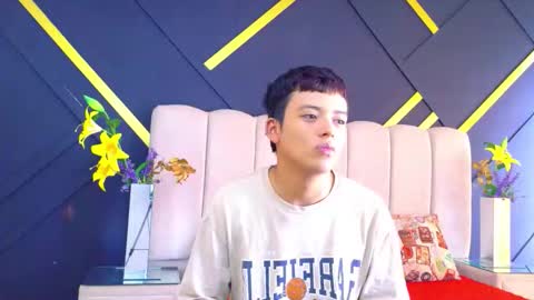 Thiagogonzalez online show from 03.16.26