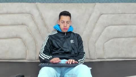 Thiago   online show from 12.24.24