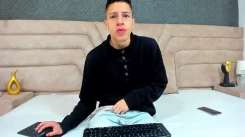 Thiago   online show from 07.14.26
