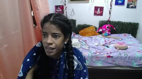 Snapshot of thiana_horny chatting on 06.08.26 thiana_horny online show from 06.08.26