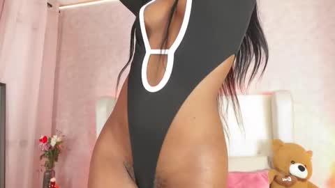 ThianaLopez online show from 11.27.25