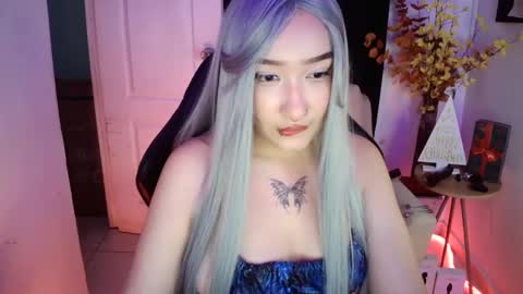 Snapshot of thiara_dor chatting on 12.26.24 Thiara Next Stream 0211 get my social media 3 online show from 12.26.24