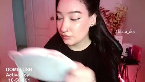 Snapshot of thiara_dor chatting on 10.15.25 Thiara Next Stream 0211 get my social media 3 online show from 10.15.25