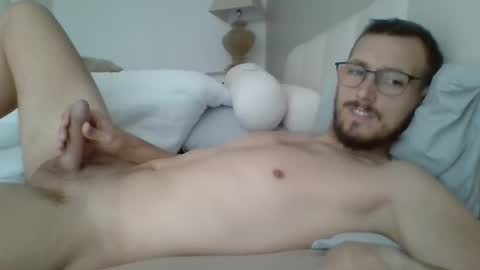 Snapshot of thib9223 chatting on 03.31.26 thib9223 online show from 03.31.26
