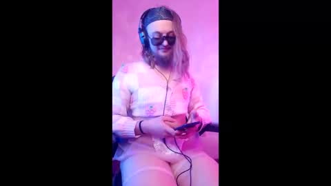 Snapshot of thick_theo_thunder chatting on 02.15.26 thick_theo_thunder online show from 02.15.26