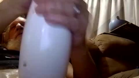 Snapshot of thickcock0008 chatting on 02.14.25 thickcock0008 online show from 02.14.25