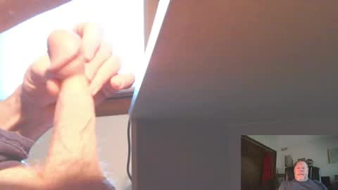 Snapshot of thickcock4u1105 chatting on 04.21.26 thickcock4u1105 online show from 04.21.26