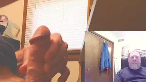 Snapshot of thickcock4u1105 chatting on 05.14.26 thickcock4u1105 online show from 05.14.26
