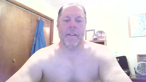 Snapshot of thickcock4u1105 chatting on 05.20.26 thickcock4u1105 online show from 05.20.26