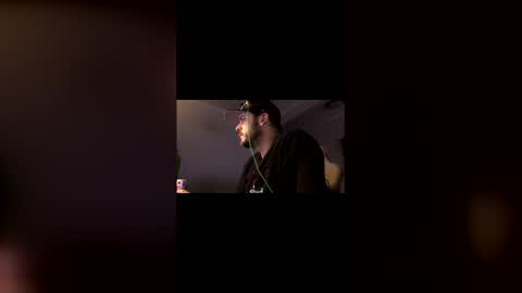 Snapshot of thickdicktay chatting on 06.04.26 thickdicktay online show from 06.04.26