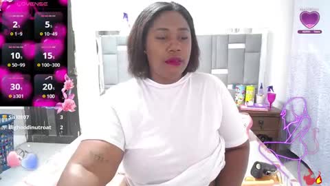 XIOMARA  online show from 02.27.25