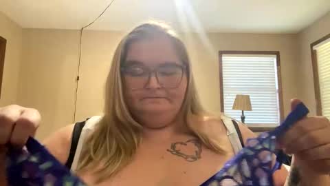 thickerthanasnicker4u online show from 10.08.25