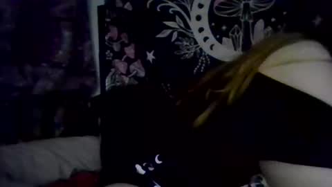 Ariel online show from 11.16.25