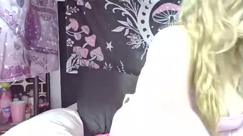 Ariel online show from 11.20.25