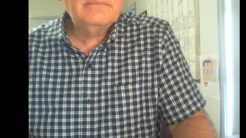 Snapshot of thickmelnik chatting on 12.07.24 James online show from 12.07.24