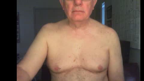 Snapshot of thickmelnik chatting on 12.15.24 James online show from 12.15.24