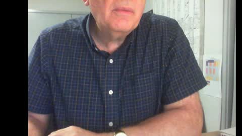 Snapshot of thickmelnik chatting on 12.20.24 James online show from 12.20.24