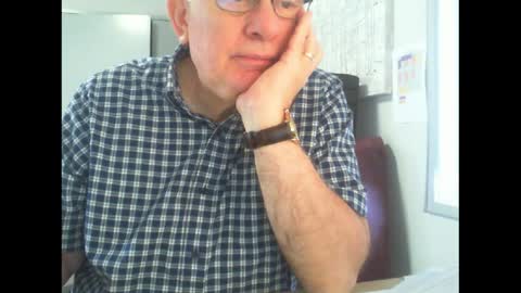 Snapshot of thickmelnik chatting on 12.30.24 James online show from 12.30.24