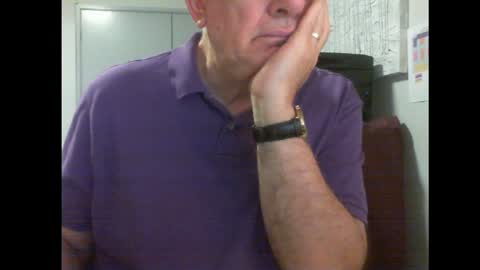 Snapshot of thickmelnik chatting on 01.21.25 James online show from 01.21.25