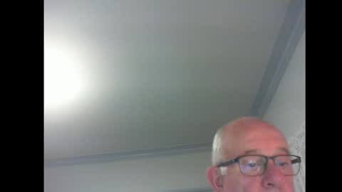 Snapshot of thickmelnik chatting on 01.24.25 James online show from 01.24.25