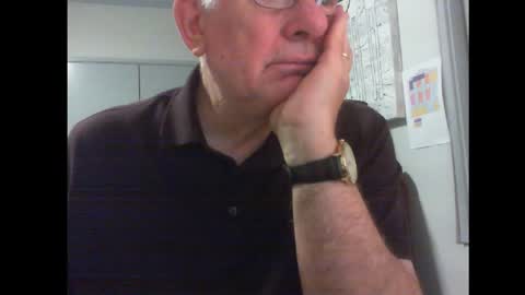 Snapshot of thickmelnik chatting on 01.26.25 James online show from 01.26.25