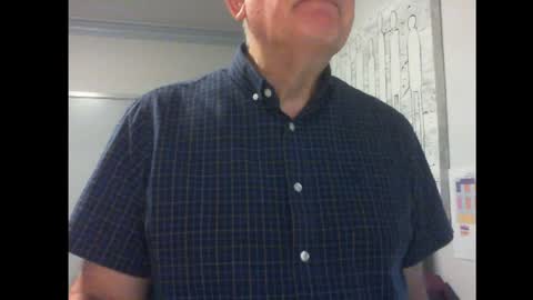 Snapshot of thickmelnik chatting on 02.08.25 James online show from 02.08.25