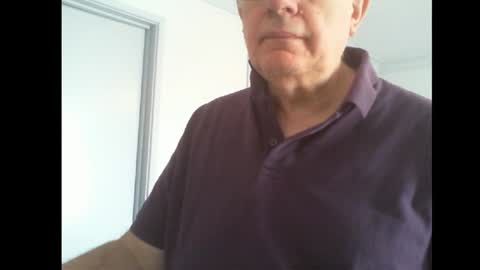 Snapshot of thickmelnik chatting on 02.08.25 James online show from 02.08.25