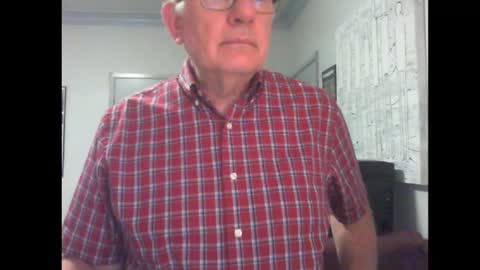 Snapshot of thickmelnik chatting on 02.13.25 James online show from 02.13.25