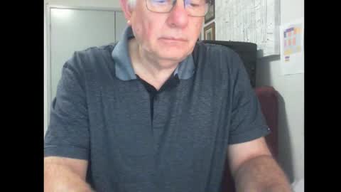 Snapshot of thickmelnik chatting on 02.18.25 James online show from 02.18.25