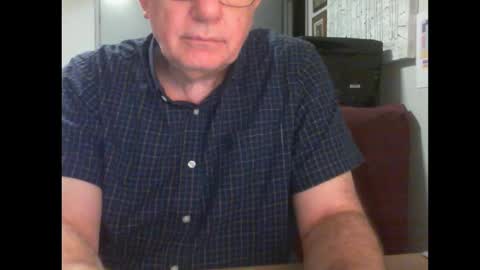 Snapshot of thickmelnik chatting on 02.25.25 James online show from 02.25.25